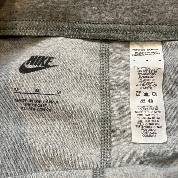Nike Women's Gray Leggings - Size Medium - Picture 4 of 4